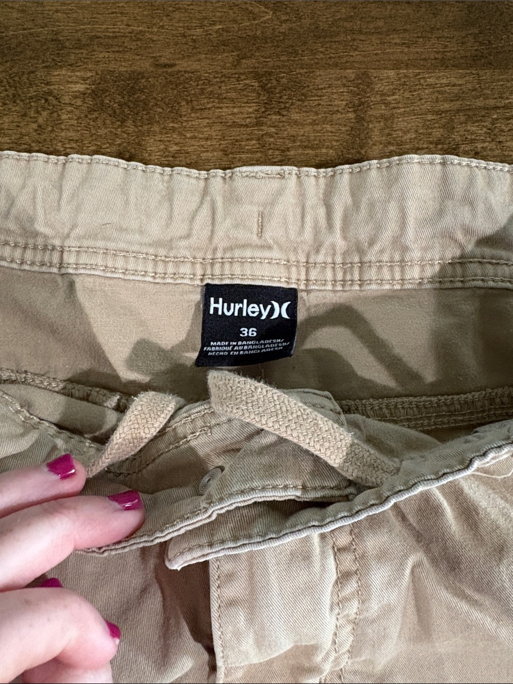 Hurley Light Tan Men's Cargo Shorts - Picture 2 of 3